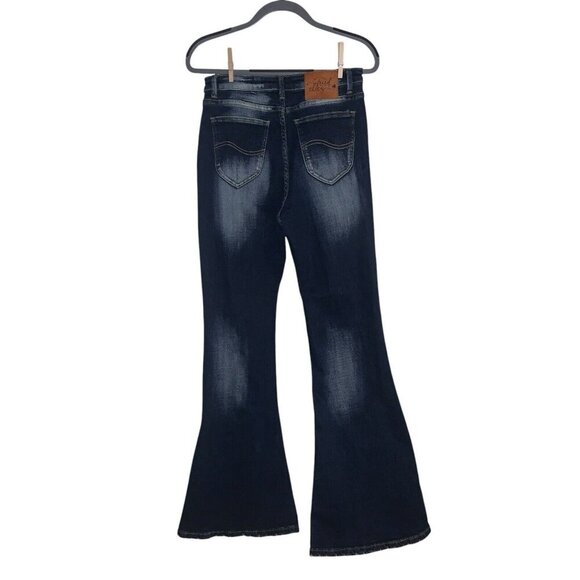 Southern Fried Chics Jeans 12/31 Womens Regular Size Blue Denim Distressed New - Picture 3 of 5